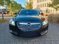 Gebraucht Opel Insignia 160 PS (117 kW) 2011 Schwarz Kombi