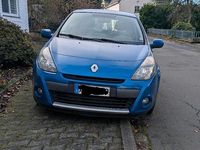 Gebraucht Renault Clio II 105 PS (77 kW) 2011 Blau Kleinwagen
