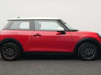 Second-hand Mini Cooper Classic 156 CP (114 kW) 2024 Roșu Hatchback