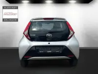 Gebraucht Toyota Aygo X-play 72 PS (52 kW) 2019 Grau Kleinwagen