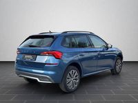 Gebraucht Skoda Kamiq Clever 110 PS (80 kW) 2022 Titanblau metallic (metallic) SUV