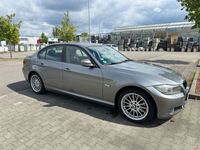 gebraucht BMW 320 320 d DPF Aut.