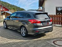 gebraucht Ford Focus ST-Line Turnier