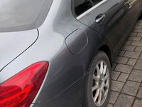 Gebraucht Mercedes C200 136 PS (100 kW) 2017 Gelb Kleinwagen