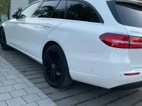 Używany Mercedes E220 194 KM (142 kW) 2017 Biały Kombi