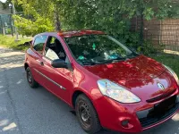 Gebraucht Renault Clio 70 PS (51 kW) 2011 Rot Kleinwagen