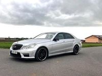 Gebraucht Mercedes E500 AMG 387 PS (284 kW) 2009 Silber Limousine