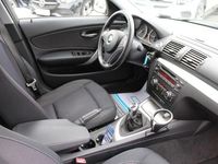 Second-hand BMW 118 Advantage 143 CP (105 kW) 2011 Albastru Hatchback