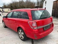 Gebraucht Opel Astra Edition 116 PS (85 kW) 2009 Rot Kombi