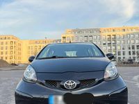 Gebraucht Toyota Aygo 68 PS (50 kW) 2006 Schwarz Kleinwagen