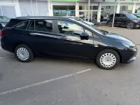 Gebraucht Opel Astra Edition 125 PS (91 kW) 2016 Schwarz Kombi