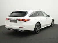 Gebraucht Mercedes E200 204 PS (150 kW) 2025 Weiß Kombi