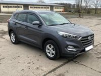 Gebraucht Hyundai Tucson 115 PS (84 kW) 2016 Grau SUV