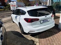 Używany Ford Focus Titanium X 116 KM (85 kW) 2024 Biały Sedan/Limuzyna