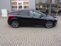Second-hand Ford Focus ST-Line 150 CP (110 kW) 2017 Negru Berlinǎ