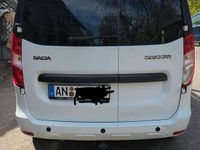 Gebraucht Dacia Dokker Lauréate 102 PS (75 kW) 2018 Weiß Van / Kleinbus