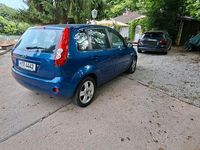 Gebraucht Ford Fiesta 69 PS (50 kW) 2007 Blau Kleinwagen