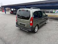 Gebraucht Peugeot Partner Tepee 109 PS (80 kW) 2009 Grün Van / Kleinbus