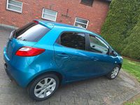 Second-hand Mazda 2 75 CP (55 kW) 2011 Albastru Hatchback