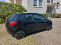 Gebraucht Mazda 2 Center-Line 75 PS (55 kW) 2011 Schwarz Kleinwagen