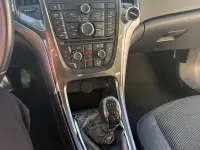 Gebraucht Opel Astra 140 PS (102 kW) 2013 Braun Limousine