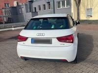 Gebraucht Audi A1 Design 86 PS (63 kW) 2012 Weiß Kleinwagen