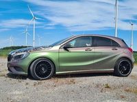 Gebraucht Mercedes A180 Style 122 PS (89 kW) 2013 Grün Limousine