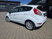 Gebraucht Ford Fiesta Titanium 101 PS (74 kW) 2017 Weiß Kleinwagen