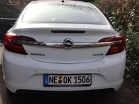 Gebraucht Opel Insignia Edition 170 PS (125 kW) 2014 Weiß Limousine