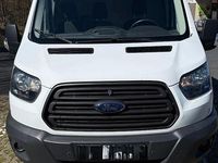 Second-hand Ford Transit 105 CP (77 kW) 2018 Alb Monovolum