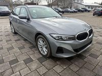 Gebraucht BMW 320 190 PS (139 kW) 2023 Grau Kombi