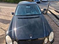 Second-hand Mercedes E200 Avantgarde 163 CP (119 kW) 2005 Negru Berlinǎ
