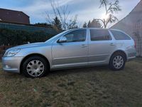 Gebraucht Skoda Octavia 140 PS (102 kW) 2012 Silber Kombi