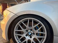 Gebraucht BMW 123 Performance 204 PS (150 kW) 2007 Silber Kleinwagen