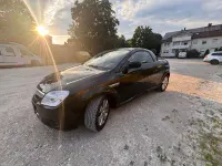 Gebraucht Opel Tigra 90 PS (66 kW) 2008 Schwarz Cabrio