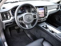 Gebraucht Volvo V60 Plus 197 PS (144 kW) 2025 Denim blue / metallic Kombi