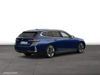 Gebraucht BMW i5 250 kW (340 PS) 2025 Blau Kombi