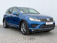 Gebraucht VW Touareg R-line 262 PS (192 kW) 2016 Blau SUV