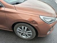 Gebraucht Hyundai i30 Intro Edition 120 PS (88 kW) 2017 Grau Limousine