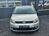 Gebraucht VW Touran Style 105 PS (77 kW) 2011 Silver leaf metallic Van / Kleinbus