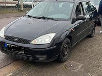 Gebraucht Ford Focus 115 PS (84 kW) 2002 Schwarz Kombi