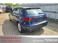 Gebraucht Audi A3 Attraction 125 PS (91 kW) 2015 Scubablau metallic Limousine
