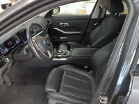 Gebraucht BMW 330 Sport Line 184 PS (135 kW) 2022 Mineralgrau metallic Kombi