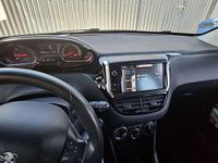 Gebraucht Peugeot 208 Active 95 PS (69 kW) 2012 Kleinwagen