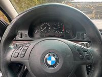 Gebraucht BMW 530 193 PS (141 kW) 2003 Blau Kombi