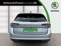 Neu Skoda Superb Selection 150 PS (110 kW) 2025 Pebble silber metallic Kombi