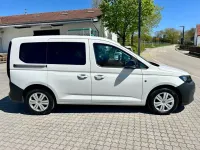 Gebraucht VW Caddy Basis 114 PS (83 kW) 2022 Candyweiß Van / Kleinbus