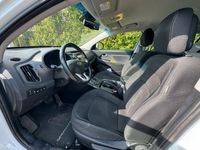 gebraucht Kia Sportage 2.0 CRDi AWD Vision Automatik Vision