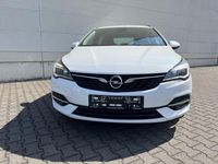 Gebraucht Opel Astra Edition 105 PS (77 kW) 2020 Schneeweiss/summitwhite/arctic Kombi