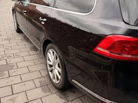 Gebraucht VW Passat Highline 140 PS (102 kW) 2010 Schwarz Kombi